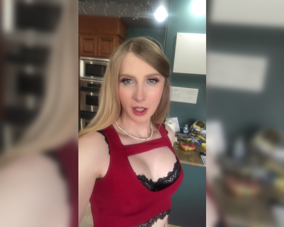 Janelle Fennec aka janellefennec - 01-15-2019 OnlyFans Video - On set with Trans Angels