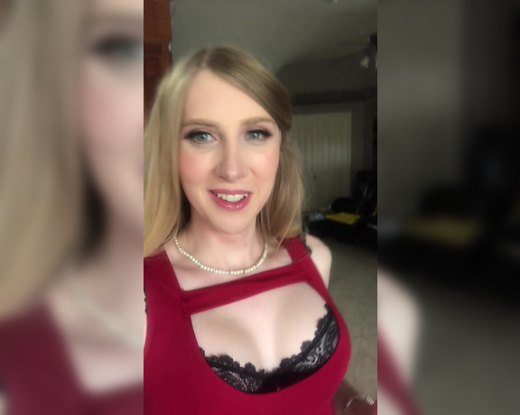 Janelle Fennec aka janellefennec - 01-15-2019 OnlyFans Video - On set with Trans Angels