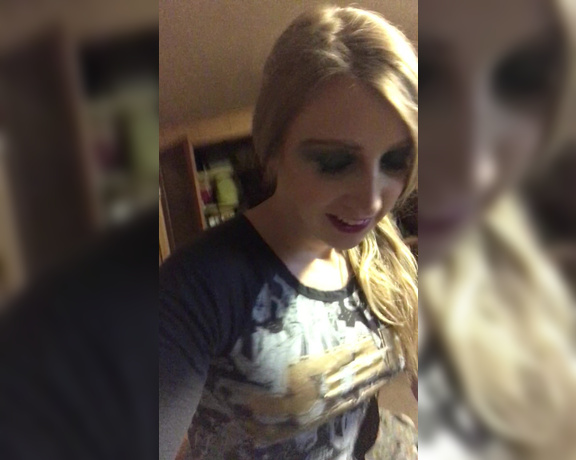 Janelle Fennec aka janellefennec - 12-15-2017 OnlyFans Video - I loved The Last Jedi, hope you did too, of not, I find your lack of