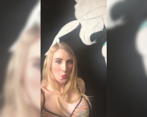 Janelle Fennec aka janellefennec - 05-19-2018 OnlyFans Video - More Fooling around