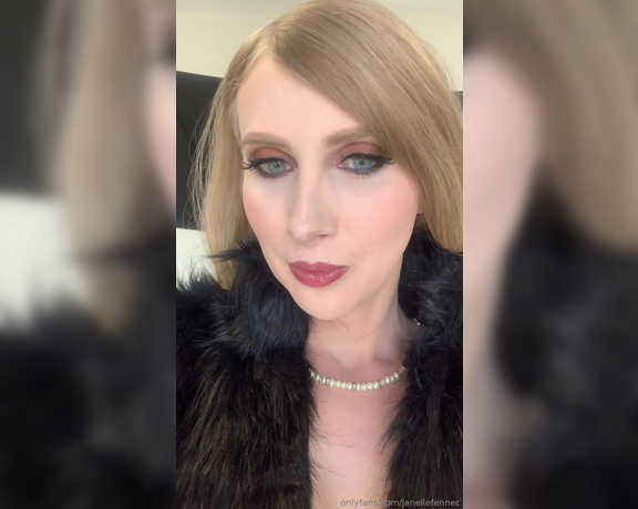 Janelle Fennec aka janellefennec - 06-13-2019 OnlyFans Video - Looking fine yesterday shooting for trans angels