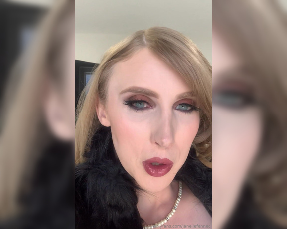 Janelle Fennec aka janellefennec - 06-13-2019 OnlyFans Video - Looking fine yesterday shooting for trans angels