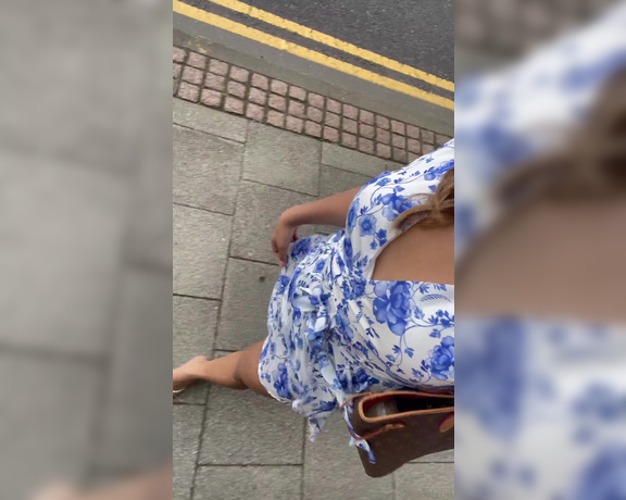 Leila Lyon aka leilalyon - 07-17-2024 OnlyFans Video - Walking on street