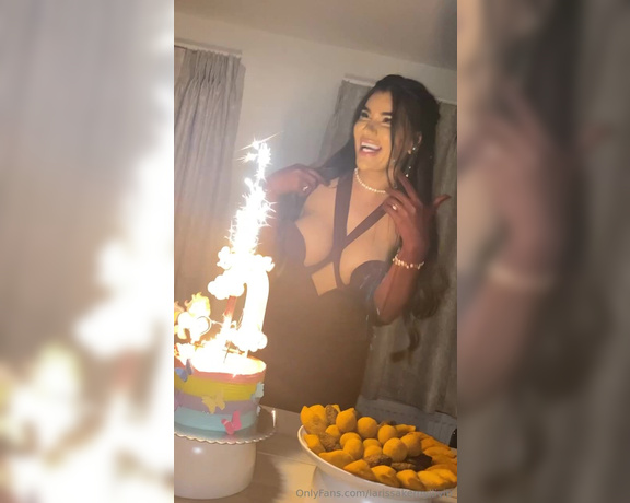 Larìsa TRANS DOLL aka larisakemyllivipp - 04-20-2024 OnlyFans Video - Happy birthday to me