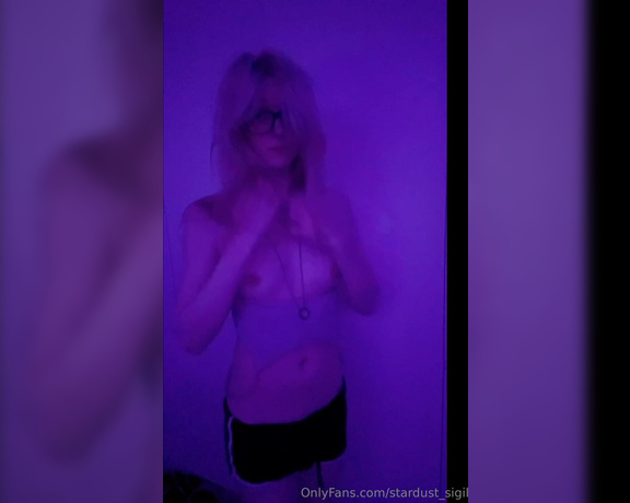 TS Lawren aka stardust_sigil - 02-02-2024 OnlyFans Video - Just another lonely night pleasuring myself in the low light Six videos wow I was horny