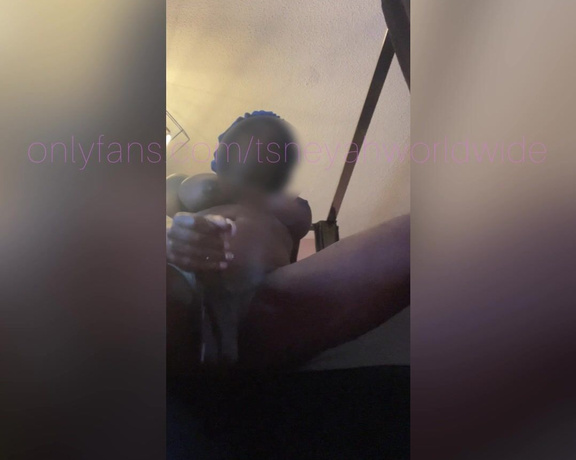 Ts Neyah Squirts aka tsneyahworldwide - 09-18-2023 OnlyFans Video - Quick Nutt before bed