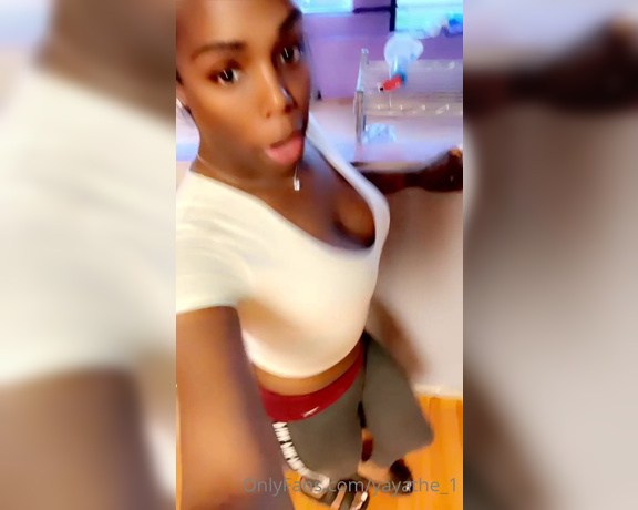 TS Giselle Banks aka yayathe_1 - 07-22-2023 OnlyFans Video - Leaked yayathe_1 70045