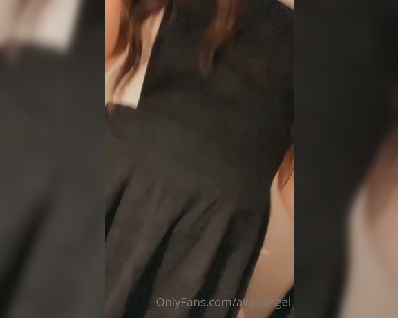 Princess Arabella aka awwarabella - 09-23-2022 OnlyFans Video - wanna see what Im hiding under my skirt