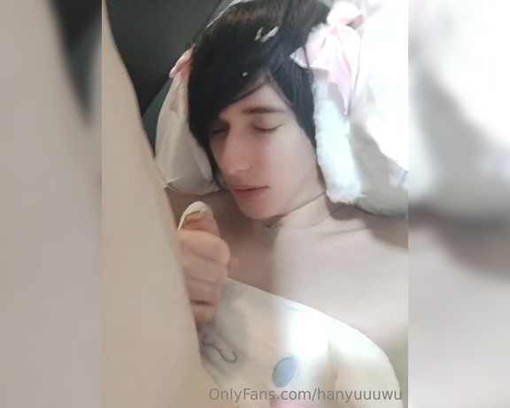 TS Hanyuu aka hanyuuuwu - 02-19-2023 OnlyFans Video - I Just find out is the bunny year_2z3b