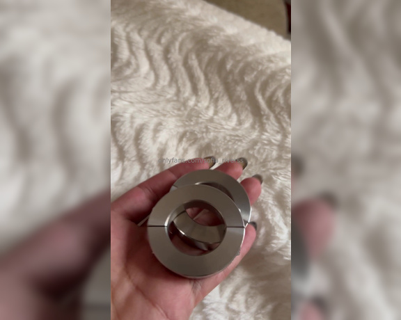 TS Sofia Riverss aka sofia_riverss - 04-15-2024 OnlyFans Video - Do you know what these weight rings are for Would you like to see you use