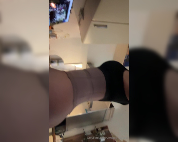 Veruzca Bigcock aka veruzca_bigcock - 04-02-2024 OnlyFans Video - You like my ass too