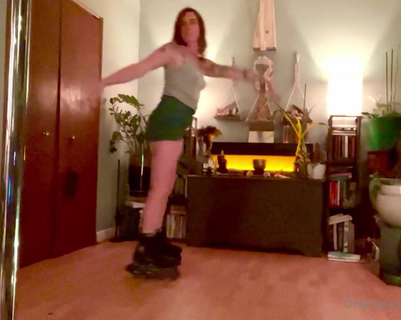 Tsdianadeelight aka tsdianadee - 05-02-2022 OnlyFans Video - Practicing my skating skills