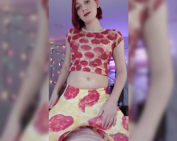 Vera Special aka veraspecial - 11-01-2021 OnlyFans Video - Have you ever had the urge to stick your dick in a hot slice of cheese