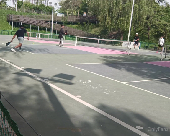 Jessie Lee aka tsjessielee - 04-30-2024 OnlyFans Video - Sunday Pickleball 일요일 피클볼 운동 Thats me at the far left in the skirt 왼쪽 끝에