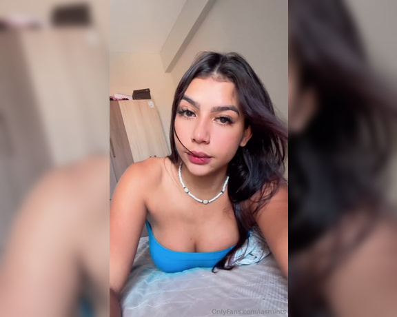 TS Iasmints aka iasmints - 11-04-2024 OnlyFans Video - Its just a lazy day