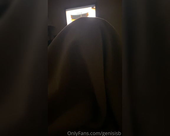 Cummaster aka freakhoegeni - 02-05-2022 OnlyFans Video - SOUND ON  He gave me some good ass head under the cover