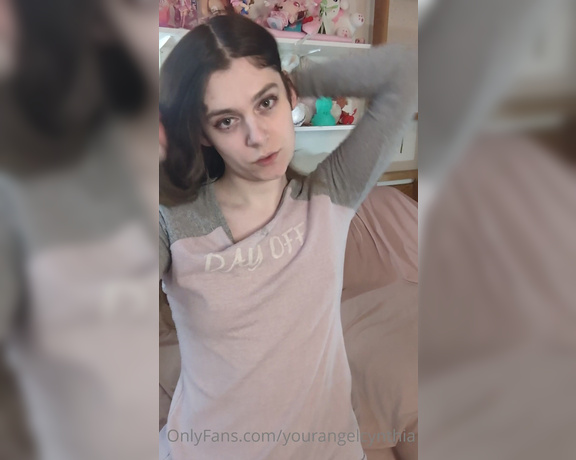 TS Cynthia aka yourangelcynthia - 02-24-2023 OnlyFans Video - Bit of a shorter set tonight, still a sweet one tho I hope youll snuggle up