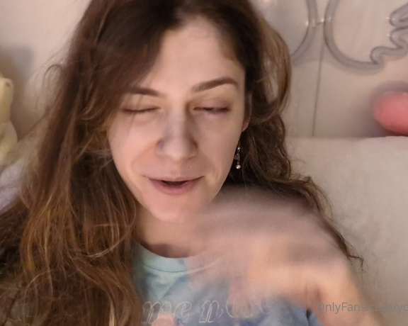 TS Cynthia aka yourangelcynthia - 02-15-2024 OnlyFans Video - Happy Valentines Day my loves  here with my Sunday vlog ft a special feline guest