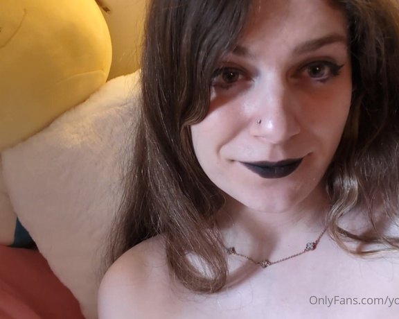 TS Cynthia aka yourangelcynthia - 05-27-2024 OnlyFans Video - Be careful in your search for goth girls, if they have pink panties they might be