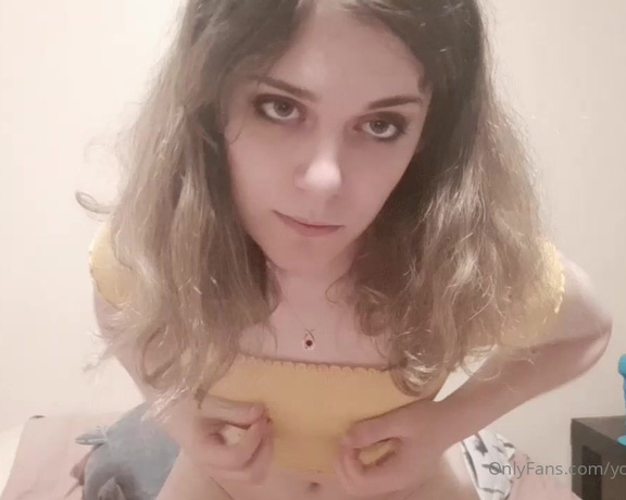 TS Cynthia aka yourangelcynthia - 05-27-2020 OnlyFans Video - Videos of me prepping for the big blue dildo and me just groping myself