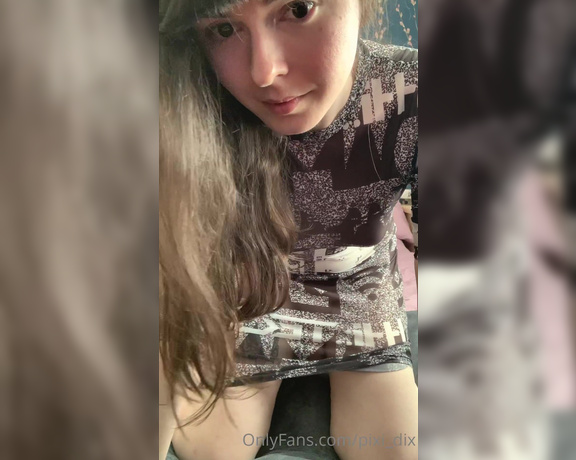 TS Pixi_dix aka pixi_dix - 06-20-2021 OnlyFans Video - this dress rides up pretty easy