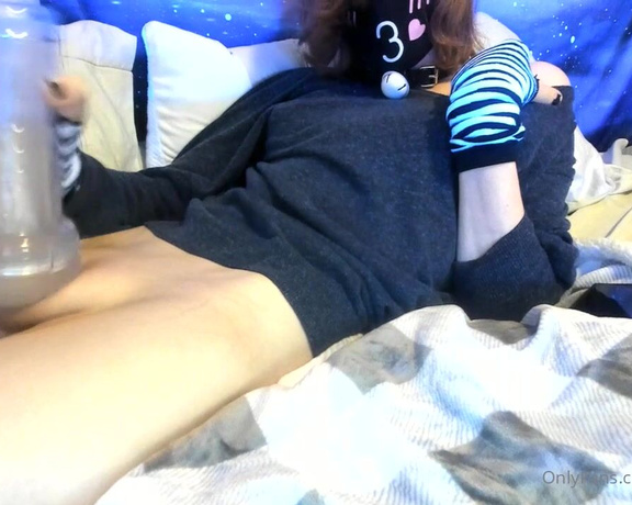 Luna Laika aka aintapuppy - 11-28-2021 OnlyFans Video - I got a few videos with a flashlight and totally didnt fail NNN or anything_ also_b93v