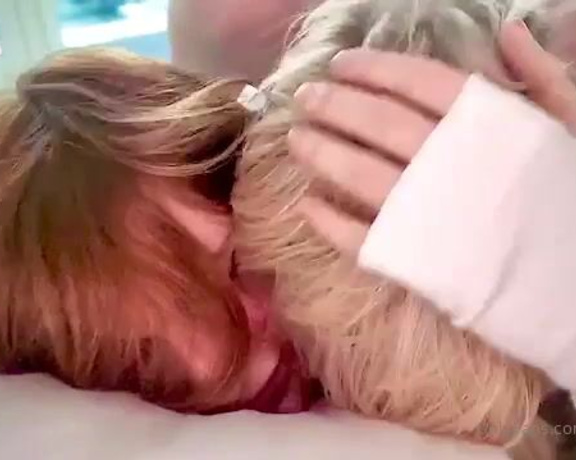 Luna Laika aka aintapuppy - 03-15-2023 OnlyFans Video - another clip from le collab with fawnykid, is quite bloopery hehe