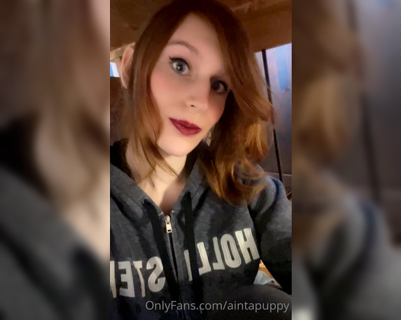 Luna Laika aka aintapuppy - 04-12-2023 OnlyFans Video - a bit of goofy offhand tings while Im helpin a friend record customs also just a