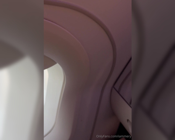 TS Iammery aka iammery - 05-19-2024 OnlyFans Video - The flight is normal