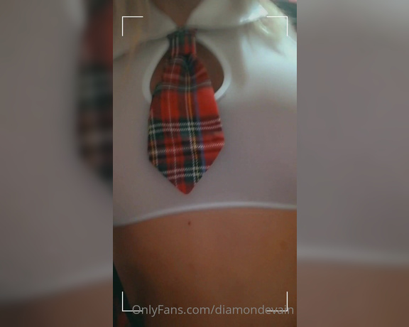 Evain Diamond TS aka diamondevain - 01-07-2021 OnlyFans Video - Trashy School Girl Evain_mhz5