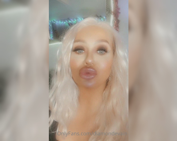 Evain Diamond TS aka diamondevain - 01-18-2021 OnlyFans Video - Some stuff from Christmas Day at Tamzins_dzbh