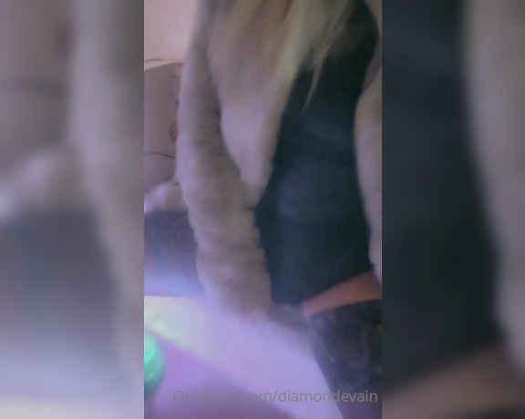 Evain Diamond TS aka diamondevain - 03-20-2021 OnlyFans Video - Had a job with a couple, she wanted me to fuck her hard, hope you like