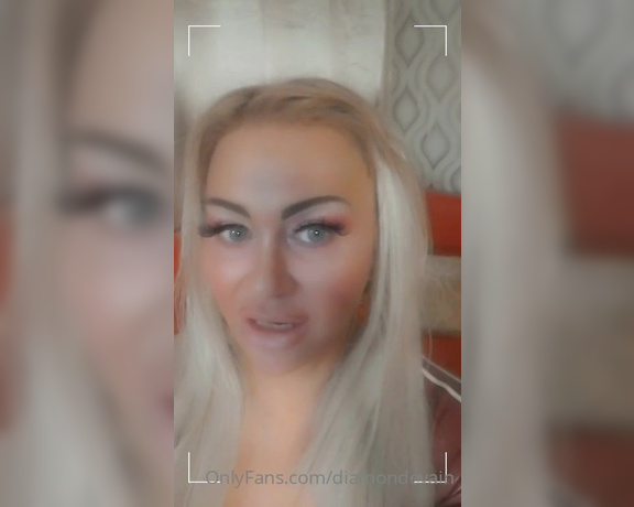 Evain Diamond TS aka diamondevain - 05-08-2021 OnlyFans Video - Classy Dress Stockings and Heels_rr39