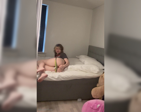 TS Bibble aka bibblekittyy - 10-14-2024 OnlyFans Video - Trying to keep quiet while my friends in the next room did I do good