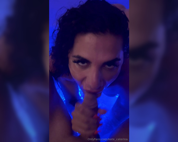 TS Kate_Caterina aka kate_caterina - 07-30-2024 OnlyFans Video - VIDEO CON UN MIO FANS Mi porta in stanza e subito vuole che gli prendo il