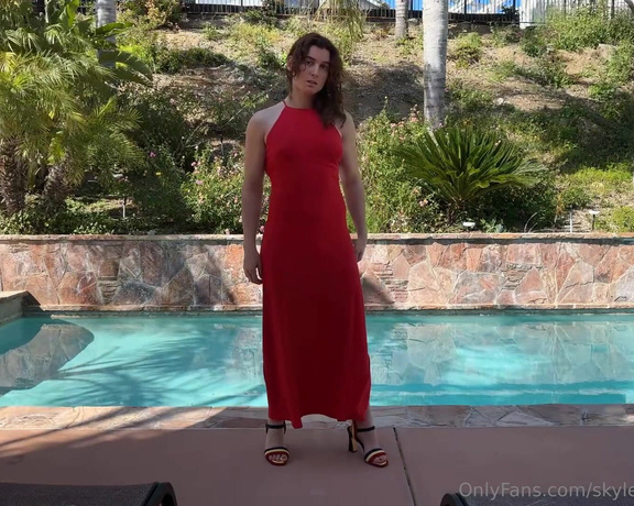 Skyler Banx aka skylerbanx - 03-27-2024 OnlyFans Video - New dress to go with my heels