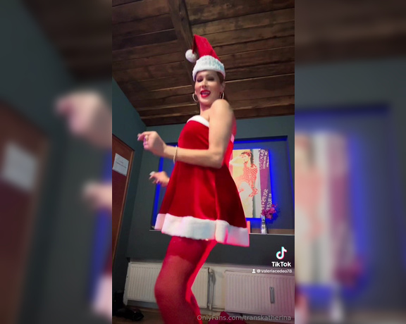 Trans Katherina aka transkatherina - 11-29-2024 OnlyFans Video - Merry Christmas_x9ys