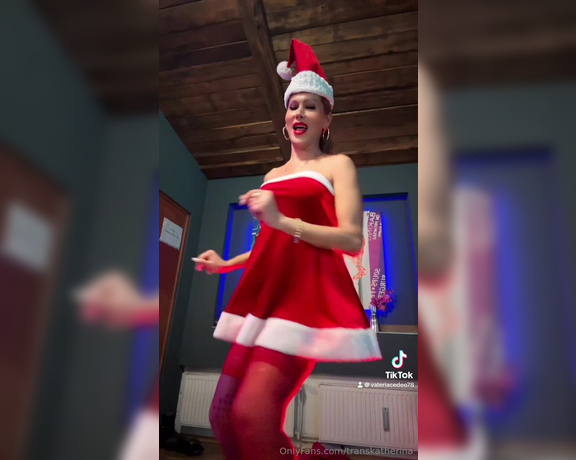 Trans Katherina aka transkatherina - 11-29-2024 OnlyFans Video - Merry Christmas_x9ys