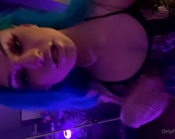 TS Wish aka wishdoll - 02-23-2021 OnlyFans Video - I felt so good in this outfit_b7e6