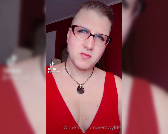 Vera Wylde aka verawylde - 12-10-2021 OnlyFans Video - So this is a bit of a bonus because apparently TikTok thinks this is nudity or