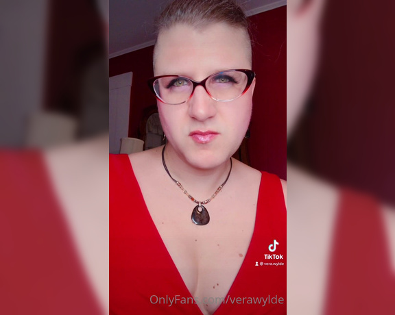 Vera Wylde aka verawylde - 12-10-2021 OnlyFans Video - So this is a bit of a bonus because apparently TikTok thinks this is nudity or