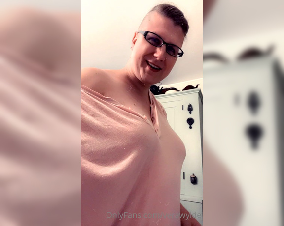 Vera Wylde aka verawylde - 11-02-2022 OnlyFans Video - Just a little domestic moment