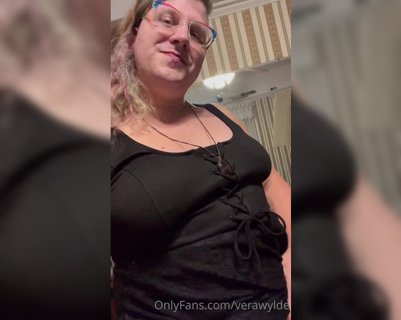 Vera Wylde aka verawylde - 10-07-2022 OnlyFans Video - Some thoughts on my body hair