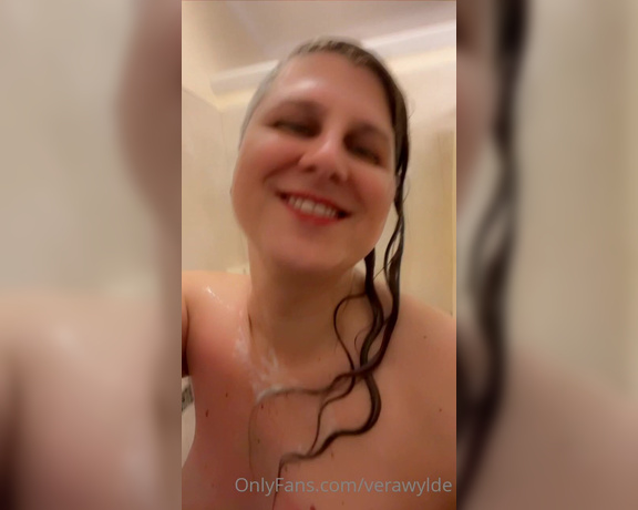 Vera Wylde aka verawylde - 12-26-2022 OnlyFans Video - Holidays are exhausting