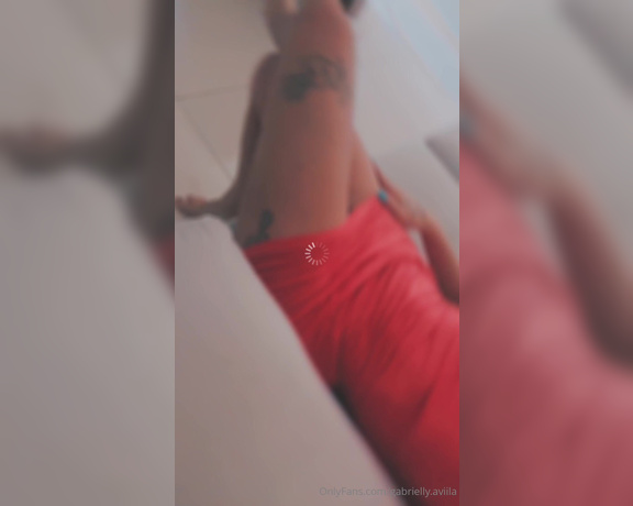 Gabrielly Aviila aka gabrielly.aviila - 10-11-2024 OnlyFans Video - _ Pedir uma água mineral e veio essa safadinho pegar no meu pau na hora de