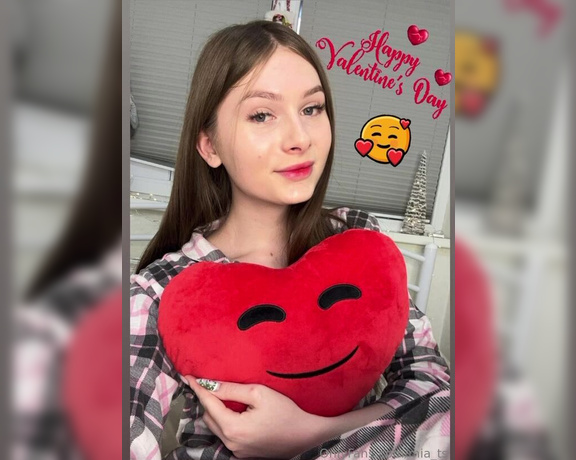 Mia TS aka mia_ts - 02-14-2024 OnlyFans Video - Happy Valentines day  I wish a sea of love, an ocean of happiness and heavenly