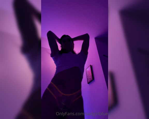 Sad Girl Blue aka sadgirlblue - 09-07-2021 OnlyFans Video - Preview of what I just sent out to your DMs