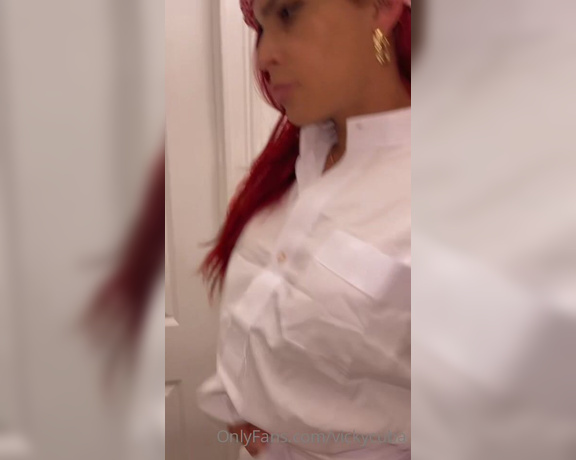 Domina Vicky aka vickycuba - 10-22-2022 OnlyFans Video - Habbibi outfit you have to touch my hard dick