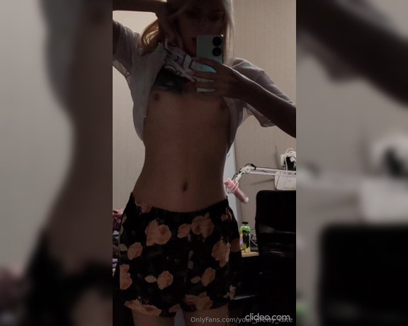 TS Yourprettykate aka yourprettykate - 11-21-2023 OnlyFans Video - even girls by birth are jealous of my slim waist