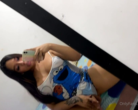 Salomé Cortés aka salome_cortes26 - 06-19-2021 OnlyFans Video - I want to be able to sleep but this big erection wont let me